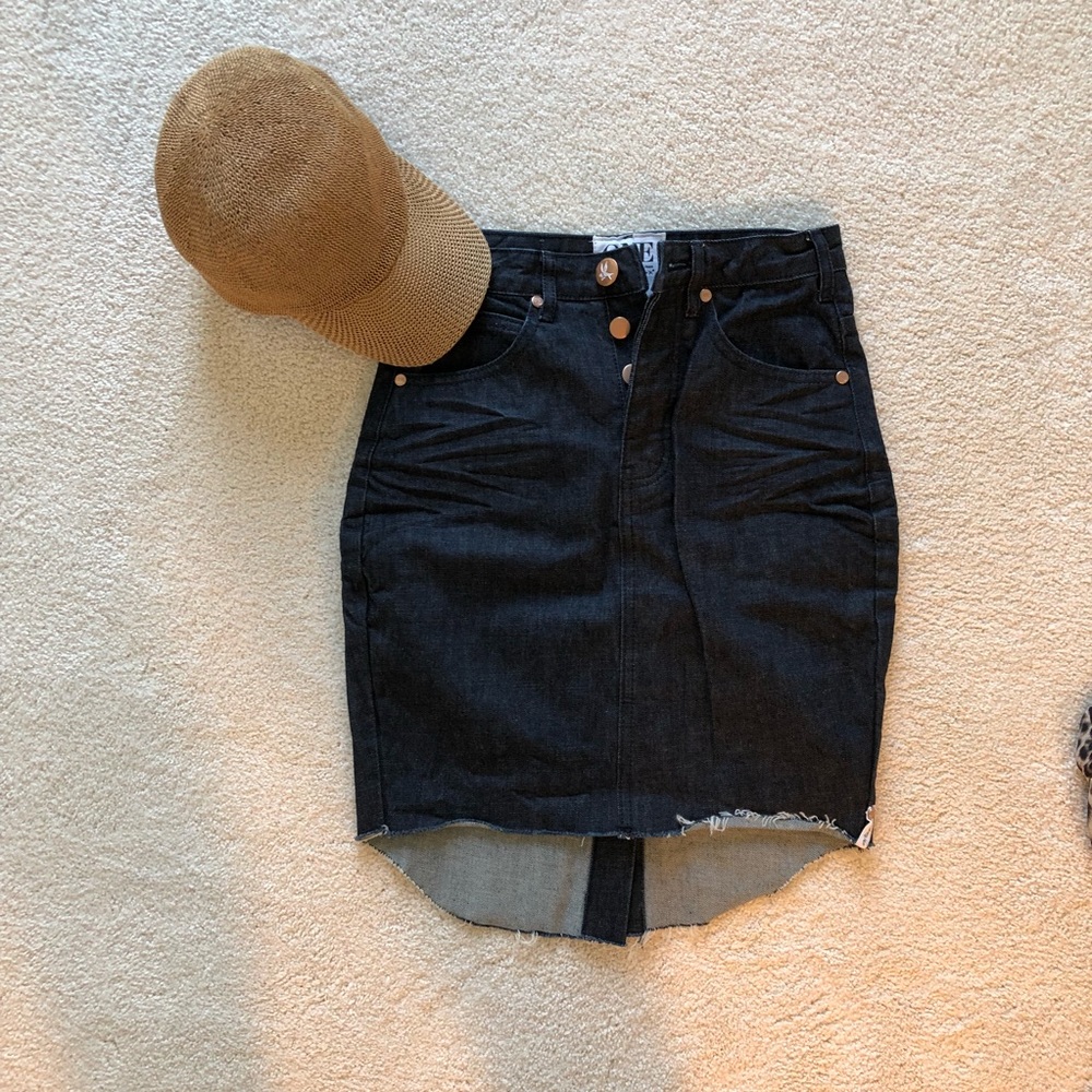 One teaspoon pencil skirt